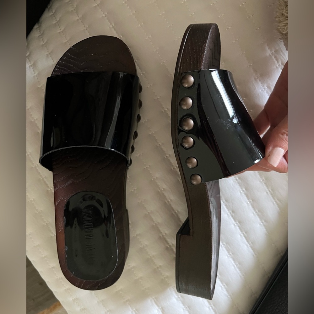 Steve Madden - Black Slide Sandals